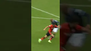 Ian Harkes Backheel Nutmeg in the Dundee Derby! | #Shorts