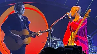 M - Gail Ann Dorsey - Life on Mars (David Bowie cover) - Le Galaxie, Amneville. 01/04/23