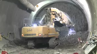 Crossrail Breakthrough 2015: From tunnelling to track