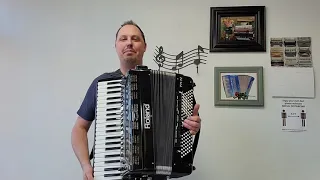 (SOLD!) - Roland FR7X digital accordion (Carnegie Accordion Company)