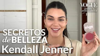 Kendall Jenner te dice cómo lograr la tendencia de labios rojos |Secretos de Belleza| Vogue México