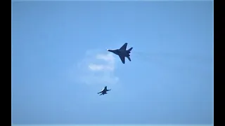 Walka powietrzna F-16 vs MIG-29 Malbork