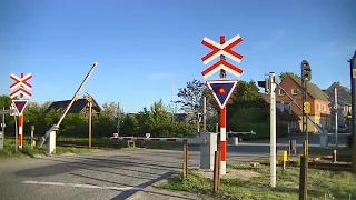 Spoorwegovergang Stoholm (DK) // Railroad crossing // Jernbaneoverskæring