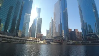 Bass Fishing in Downtown Chicago (Crazy Scenery and Good Fishing!!!)