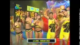 esto es guerra: Michelle Soifer le cantó La Loba a Jazmín Pinedo 20-09-2013 cuarta temporada