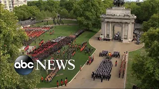 Queen Elizabeth II's procession departs for Windsor Castle | ABC News