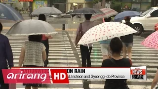 ARIRANG NEWS BREAK 15:00 Strong wind, heavy rain hits Korea as monsoon front approaches