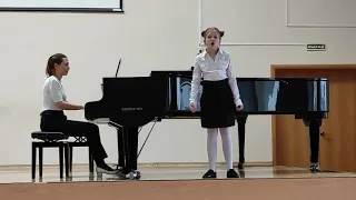 1512. Шляховая Надежда (11 лет)/Моравская народная песня «Кукушечка».