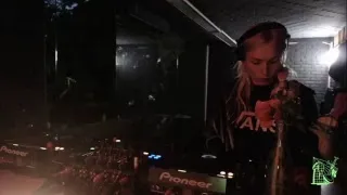 Osnova w/ Jana Woodstock @ 20ft Radio