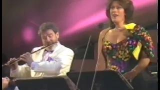 Dame Kiri Te Kanawa & James Galway - "Danny Boy" (Londonderry Air) - Leeuwin Estate Concert