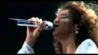 Beyonce - Ave Maria (I Am World Tour) live