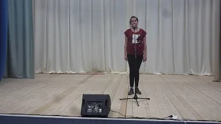 Елизавета Тиунова, 10 класс,  исполняет песню В. Цоя "Кукушка"