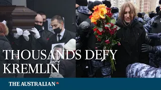 Alexei Navalny funeral: Thousands of Russians defy Kremlins orders (Watch)