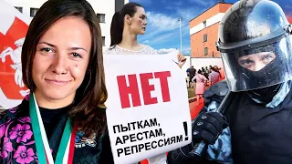 «Я не могу во все стороны кукарекать!» Как ОМОН относится к девушкам в автозаке. Протесты в Беларуси