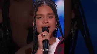 😱Golden Buzzer: Sara James Wins Over Simon Cowell With "Lovely" by Billie Eilish. 🔥#shorts