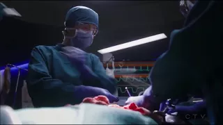 The Good Doctor 1x08 Melendez and Jared watch Shaun as he works!