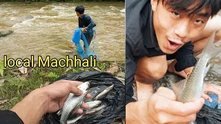 net fishing in small river arunachal local fish🐠 #fishingvideo