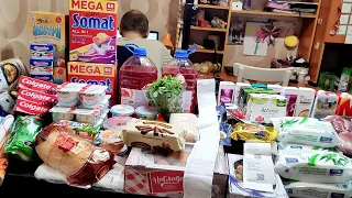 Малоежки сошли с ума! ОГРОМНЫЙ ЗАКУП НА 16211 р или 218 $ в Москве! 😳 ОБЗОР Наших БЕШЕННЫХ ПОКУПОК!