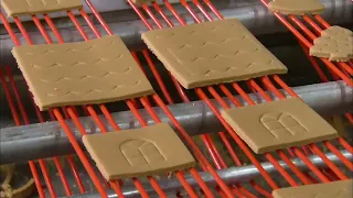 GINGERBREAD HOUSE | How It's Made