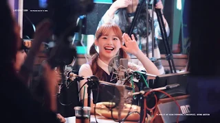 181010 이달의 소녀 츄 리액션 직캠 loona chuu reaction cam @ idol radio