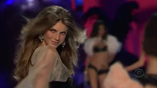 Victoria's Secret Fashion Show 2005 Sexy Shadow Dreams