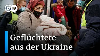 Hunderttausende Ukrainer auf der Flucht in den Westen | DW Nachrichten