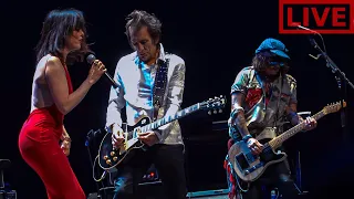 Imelda MAY R.Wood  J.Depp  @ Jeff BECK Tribute # Remember walkin' in the sand -RAH London 22.05.2023