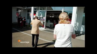 Trigema Chef Grupp landet mit Heli auf Filialparkplatz Allensbach - ZDF Reportage