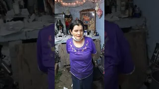 Aquí les dejo este video raza para que no se dejen engañar yo mismo grabé a la señora marta molina