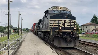 NS #7518 (Westbound Intermodal) at Waterloo, IN (June 6, 2022)