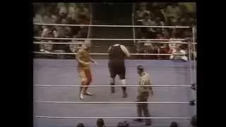 Superstar Billy Graham vs. Gorilla Monsoon-5/77 pt.1