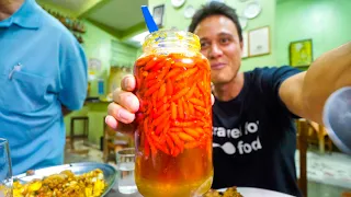 Liquid Meat + GHOST CHILI PEPPER and King of Crackling! Food Tour in Belo Horizonte, Brazil!