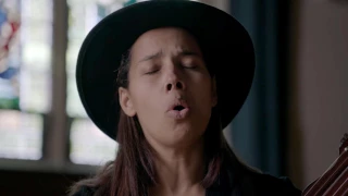 Rhiannon Giddens - Wayfaring Stranger