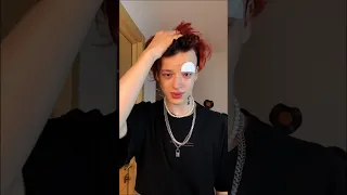 ПОДПИШИСЬ ЕСЛИ ЛЮБИШЬ МАМУ😍❤️ Что под повязкой показал в ТГК: pasha_pai #tiktok #trend #popular