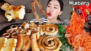 곱이 꽉찬 대창에 통곱창으로다가~ 구운치즈+신라면 볶음면 먹방 grilled beef intestines mukbang with spicy noodles&grilled cheese