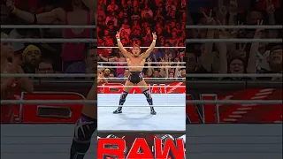 Chad Gable is in the zone! #WWERaw 🔥🔥🔥