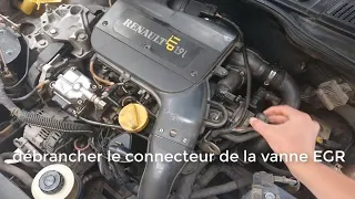 Demonter et nettoyer la vanne EGR renault #cars