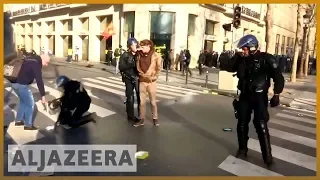 🇫🇷 'Yellow vest' rioting in Paris as anti-Macron protests persist | Al Jazeera English