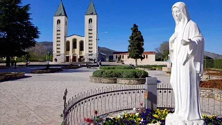 Canti di Međugorje  - Peace is flowing like a river