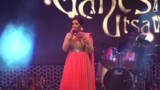 Shreya Ghosal Live Sun raha hai na tu