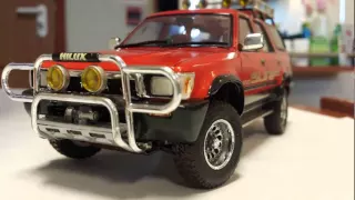 AOSHIMA 1:24 TOYOTA HILUX SURF WIDE 4RUNNER