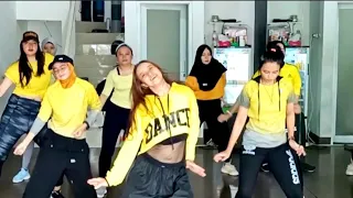 Rockabye -Clean Bandit ft. Sean Paul & Anne Marie (Moshe Buskila Dancehall Remix)| FitDance by Uchie