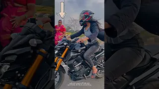 😱🤪KYA BOLTI PUBLIC 💥🔥|| 👧GIRL RIDING😮 MT15🏍️ ||😱PUBLIC REACTION 😱|| STATUS.....🤘😱