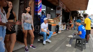 A SOLO Walk Through El Centro, Medellin, Colombia 🇨🇴 (August 2021)