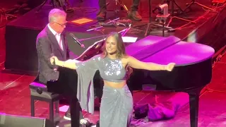 David Foster w/ Pia Toscano (4/19) sings “Kailangan Kita” at Manila Solaire 2023