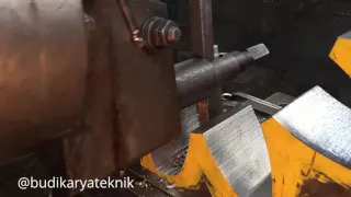 Making a gear with horizontal shaping machine