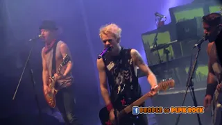 SUM 41 - Motivation @ Festival d'Été de Québec - 2018-07-15 FEQ