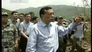 Li Keqiang arrives in epicentre for disaster relief