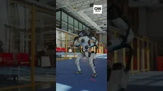 Boston Dynamics "aposenta" robô conhecido por suas habilidades acrobáticas