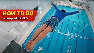 HOW TO DO a LEAP OF FAITH? | Flying front flip Assassin's Creed IN REAL LIFE in swimming pool
